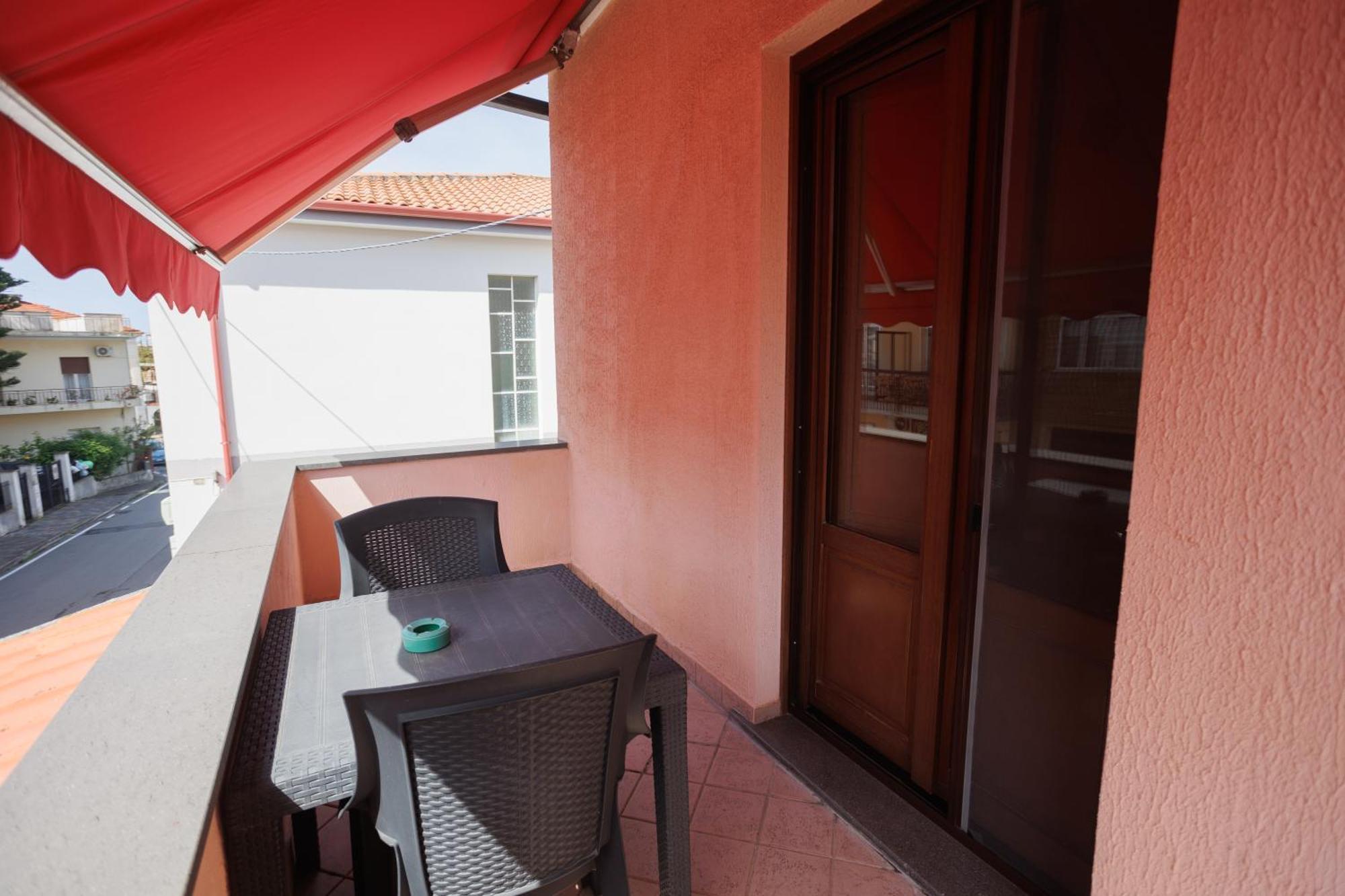 Ferienwohnung The Lemon Tree House Scalea Exterior foto