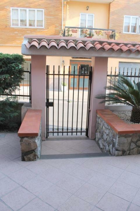Ferienwohnung The Lemon Tree House Scalea Exterior foto